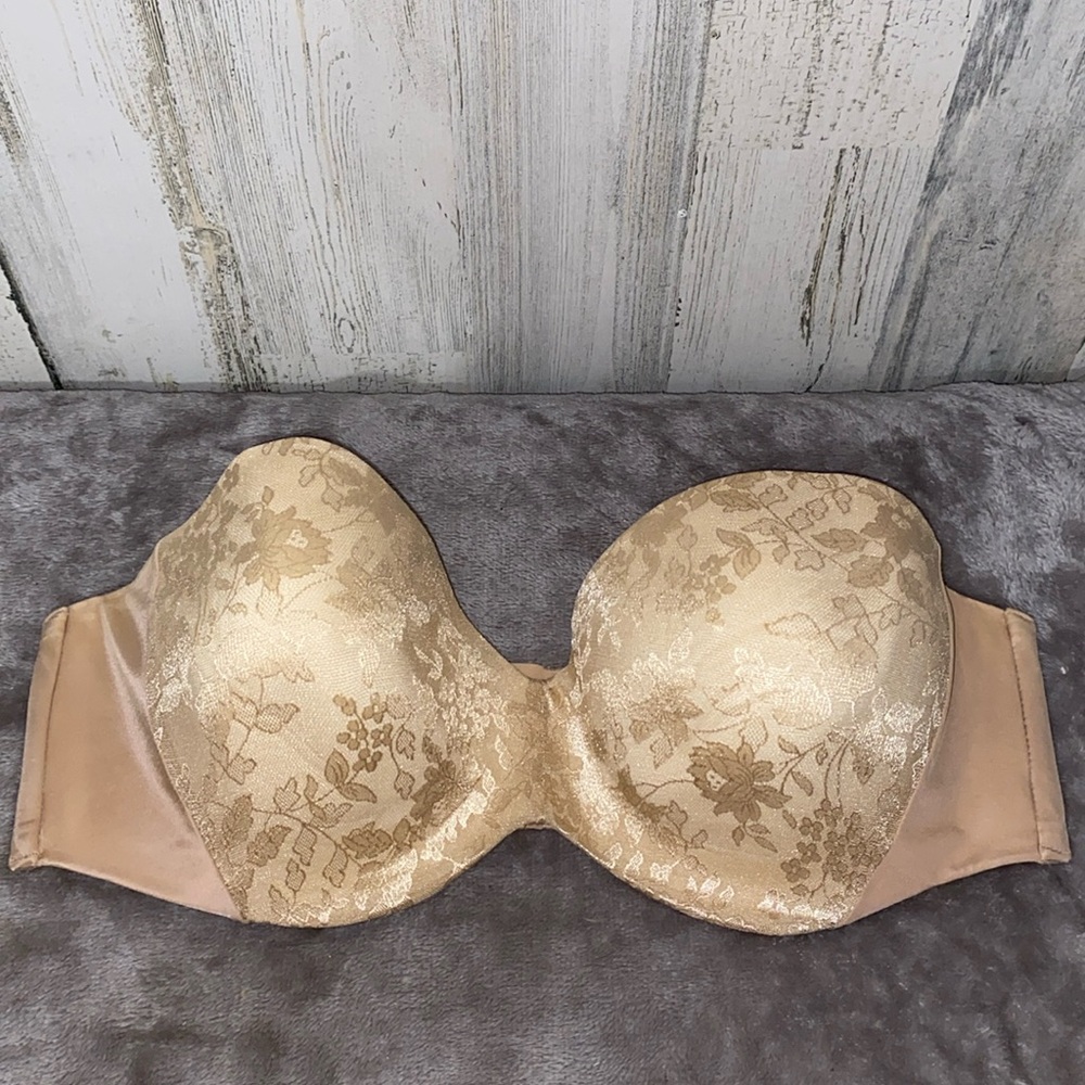 Strapless Nude Floral Lace Push-Up Bra